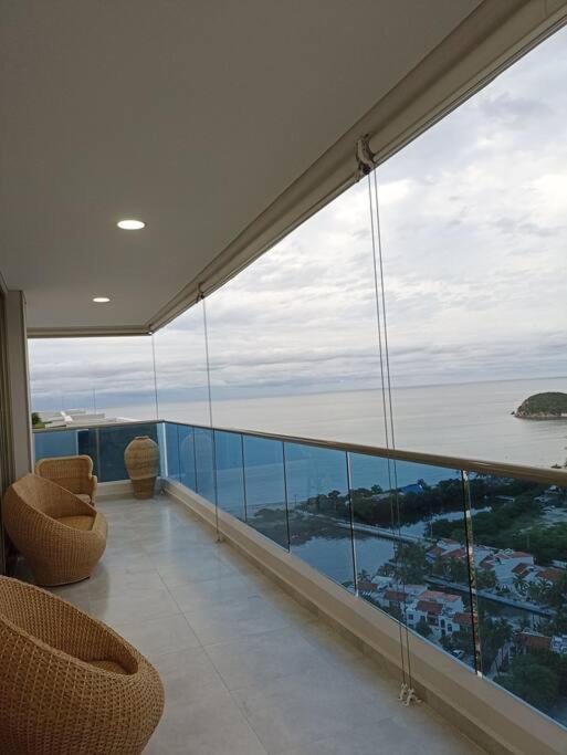 Apartamento en piso 20 con vista espectacular al mar, Sierra Nevada y Jardín privado en Santa Marta Exterior foto