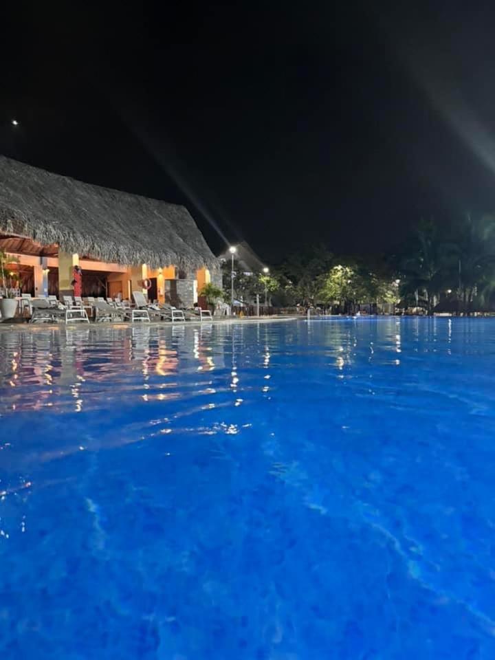 Apartamento en piso 20 con vista espectacular al mar, Sierra Nevada y Jardín privado en Santa Marta Exterior foto
